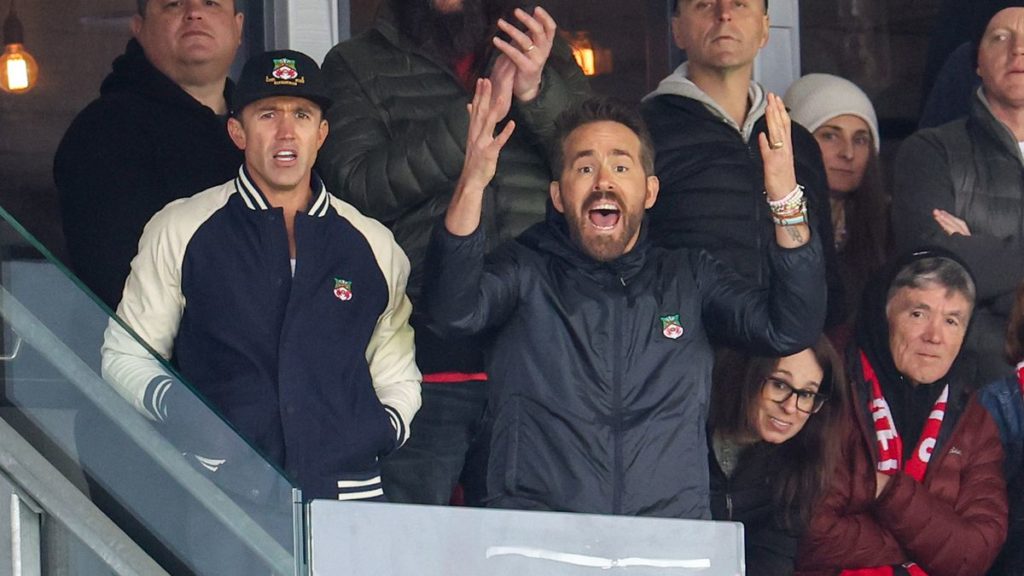 Ben Foster and Paul Mullin shine in Wrexham win