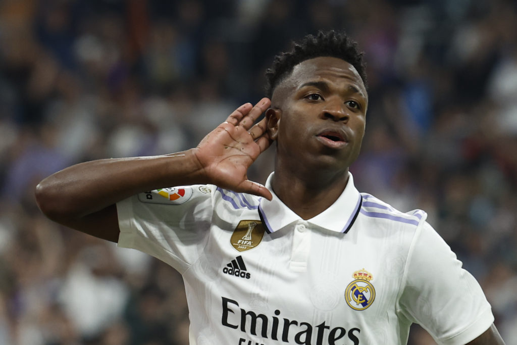 Vinicius Junior recebe elogios na vitória do Real Madrid por 2 a 0 sobre o Chelsea