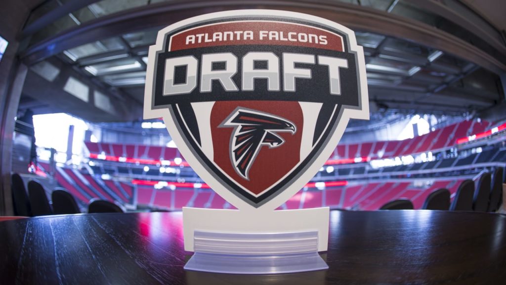 Atlanta Falcons analisa OL’s para o próximo draft da NFL