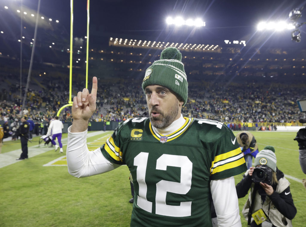 New York Jets and Green Bay Packers negotiate over Aaron Rodgers