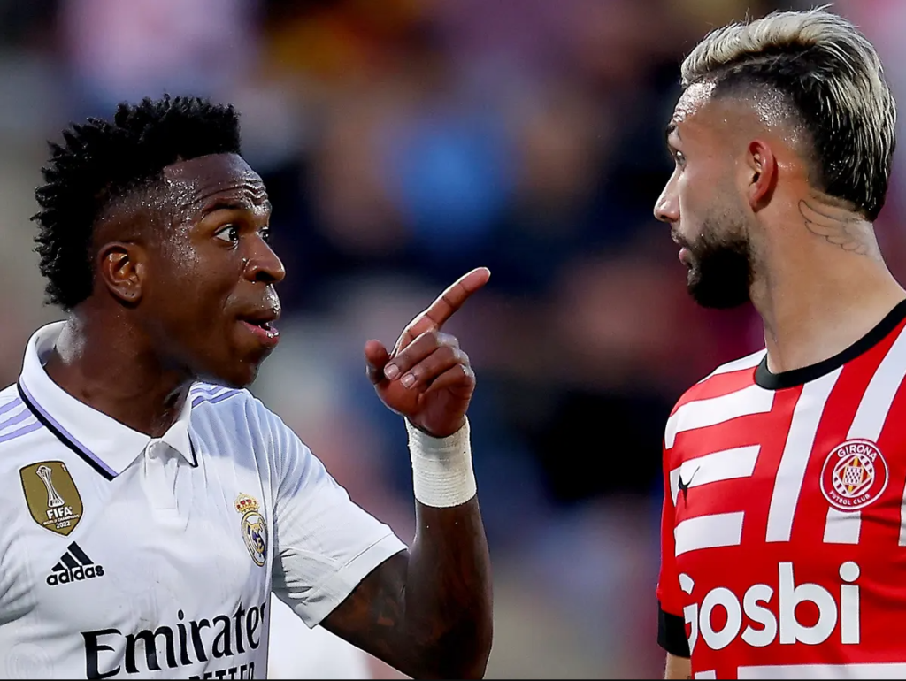 Vinicius Junior critica dirigentes da La Liga por permitirem que jogos violentos fiquem impunes