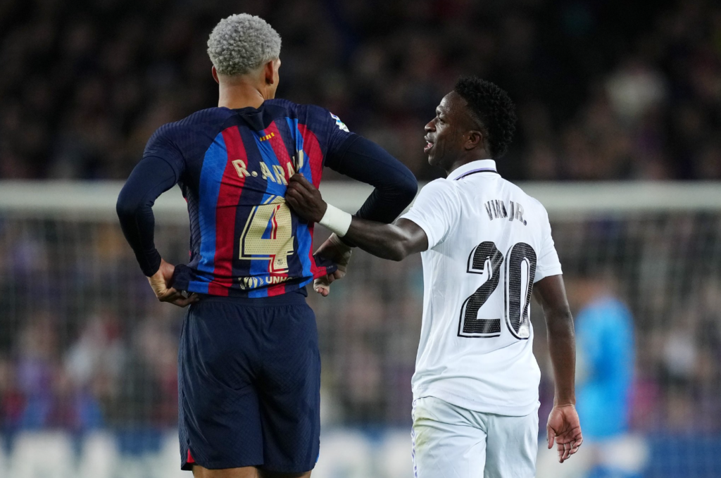 “Vinicius Jr. – jogue futebol, não fale”, – Ronald Araujo