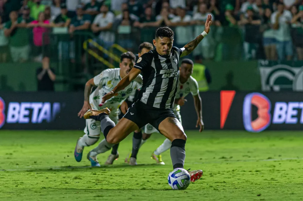 Brasileiro Serie A 2023 summary: Goiás surprises Botafogo and Atlético-PR beats Coritiba in thrilling Serie A clashes
