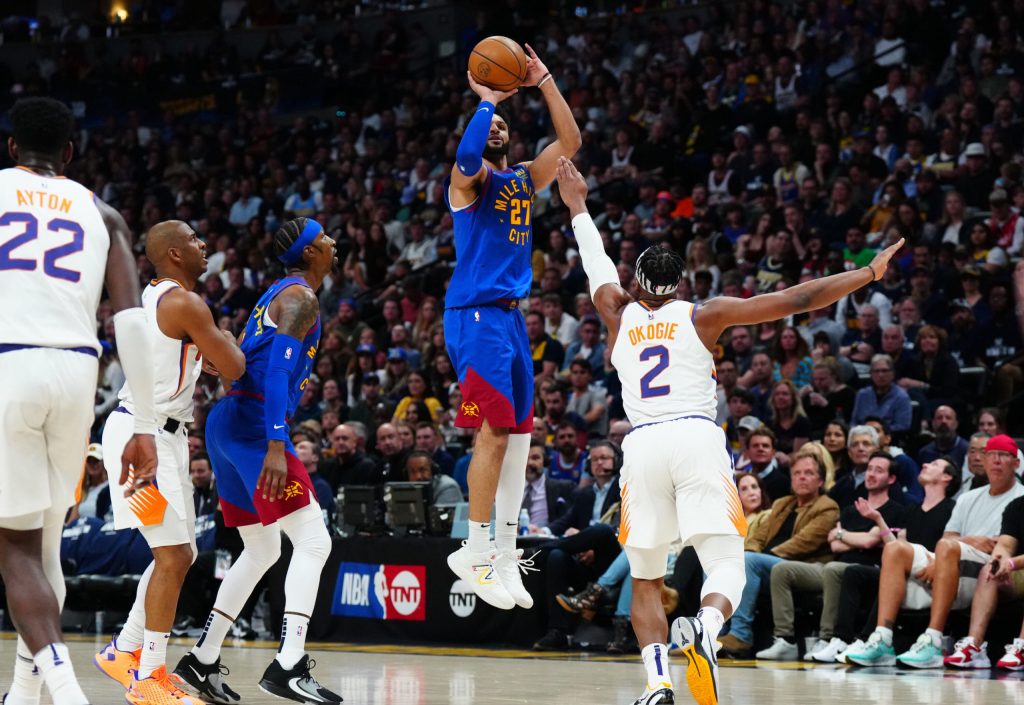 Nuggets bate Suns na abertura das semifinais da NBA