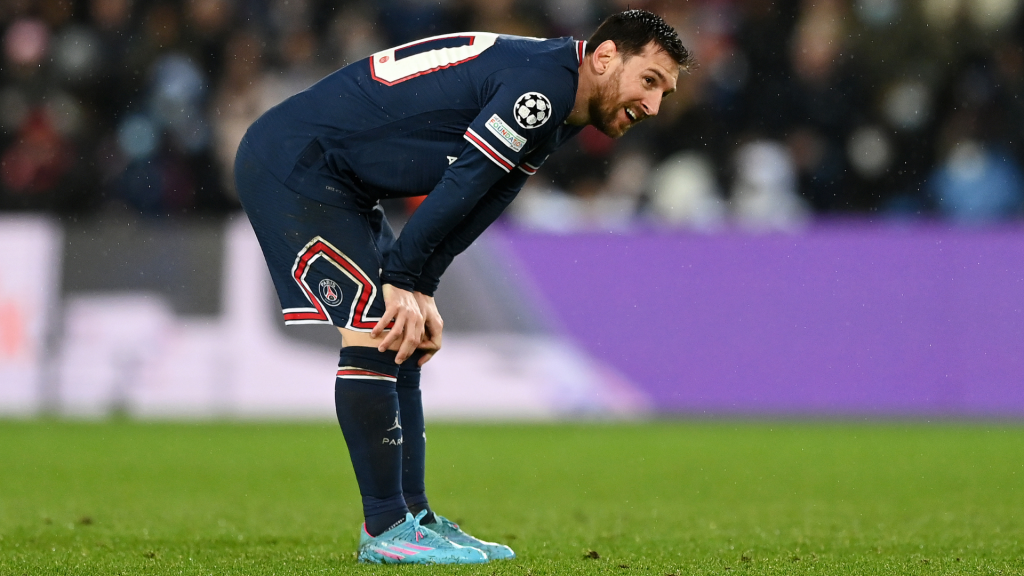 Lionel Messi suspended by Paris Saint-Germain for two weeks
