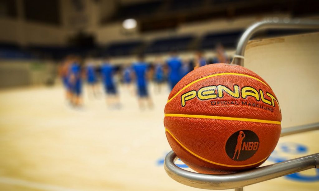 Quartas de final do NBB: Franca garante vitória dominante, Paulistano vence o Minas