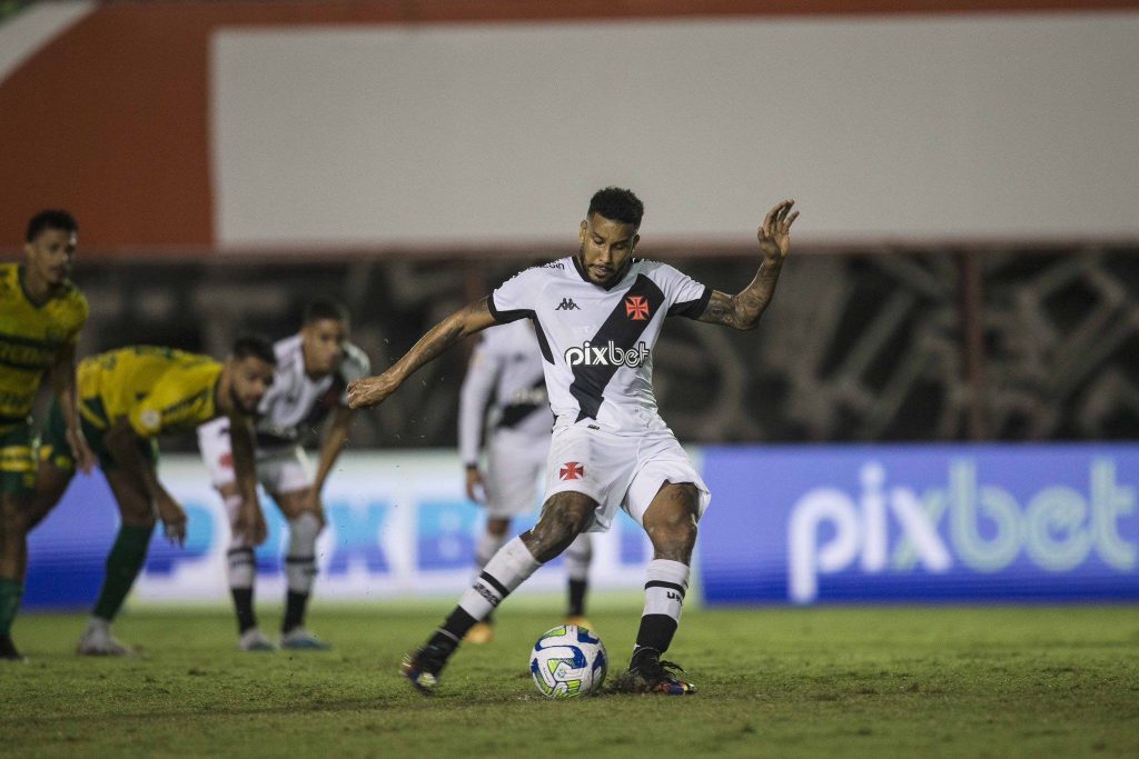 Resumo da Série A do Brasileirão: Vasco encerra série sem vitórias e vence o Cuiabá por 1 a 0 (vídeo)