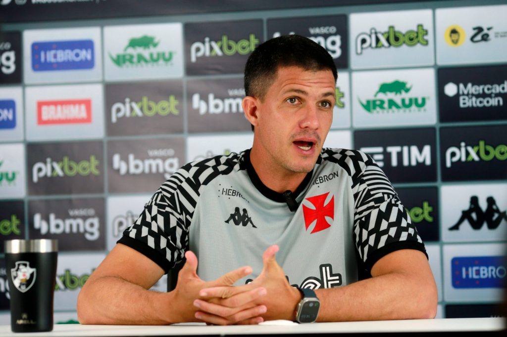 Vasco sack Maurício Barbieri as coach after disappointing defeat to Goiás