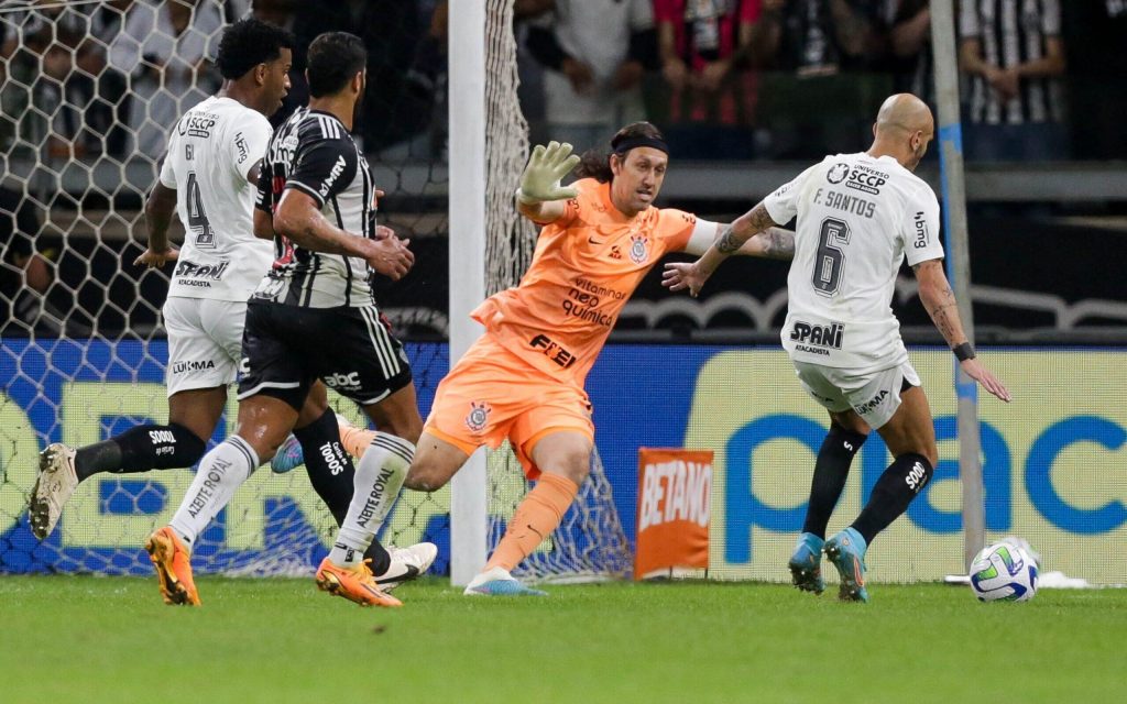 Cássio elogia a Luxemburgo como estratega moderno y alaba la espectacular actuación del Corinthians