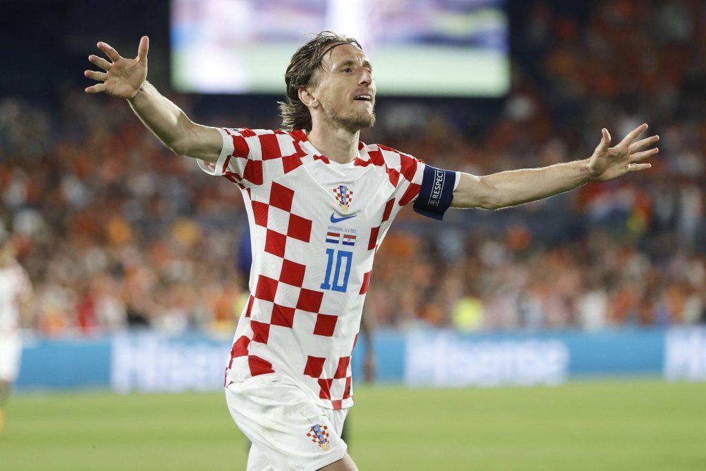 Luka Modric brilha para a Croácia ao derrotar a Holanda por 4 a 2 e chegar à final da Liga das Nações