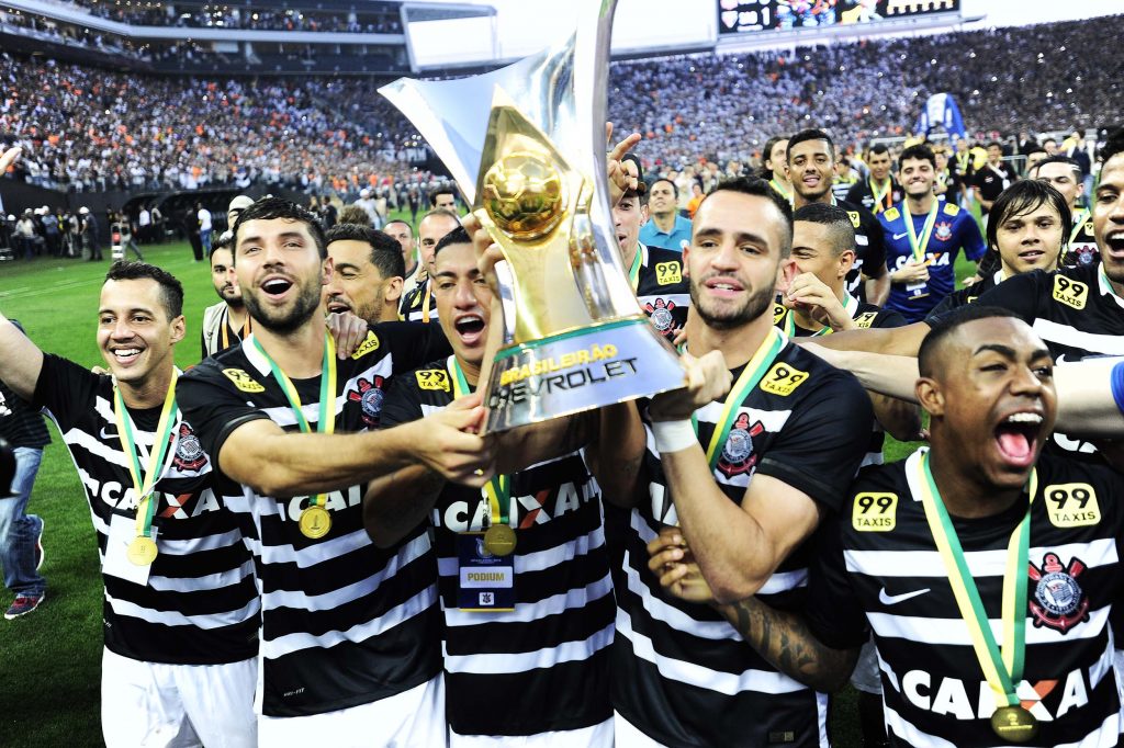 O time campeão do Corinthians em 2015 atinge um marco histórico com todos os titulares representando a Seleção Brasileira