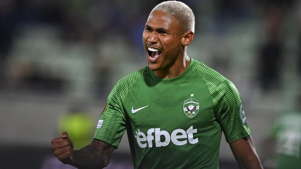 El ex delantero del Ceará supera una lesión y suma 50 partidos con el Ludogorets