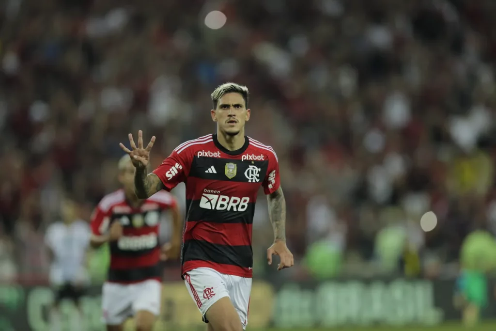 Flamengo striker Pedro alleges physical assault by club coach