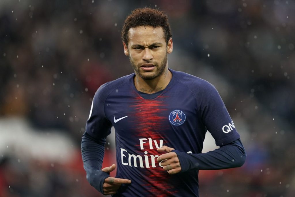 Neymar Jr. returns to training after long injury absence