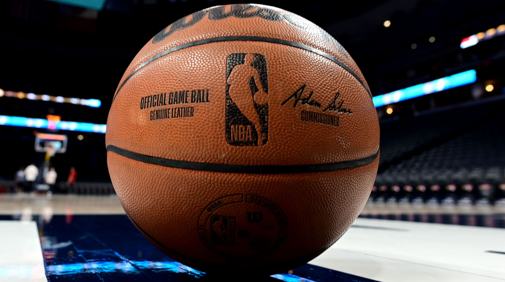 A temporada 2023-24 da NBA traz emoção com o torneio durante a temporada, com as principais datas reveladas