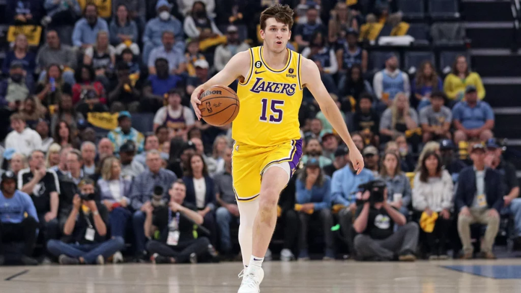 O Lakers está pronto para expandir o papel de Austin Reaves no ataque após a lucrativa extensão do contrato em meio a rumores de trocas na NBA