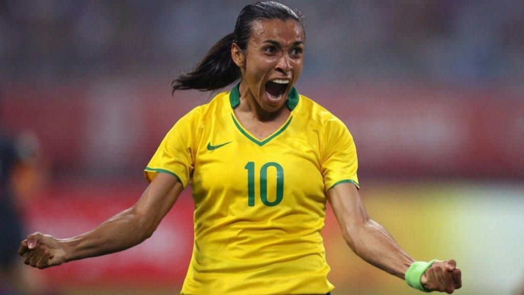 «Aceptaré con dignidad cualquier papel que me dé el seleccionador» – Marta responde a su marcha al banquillo