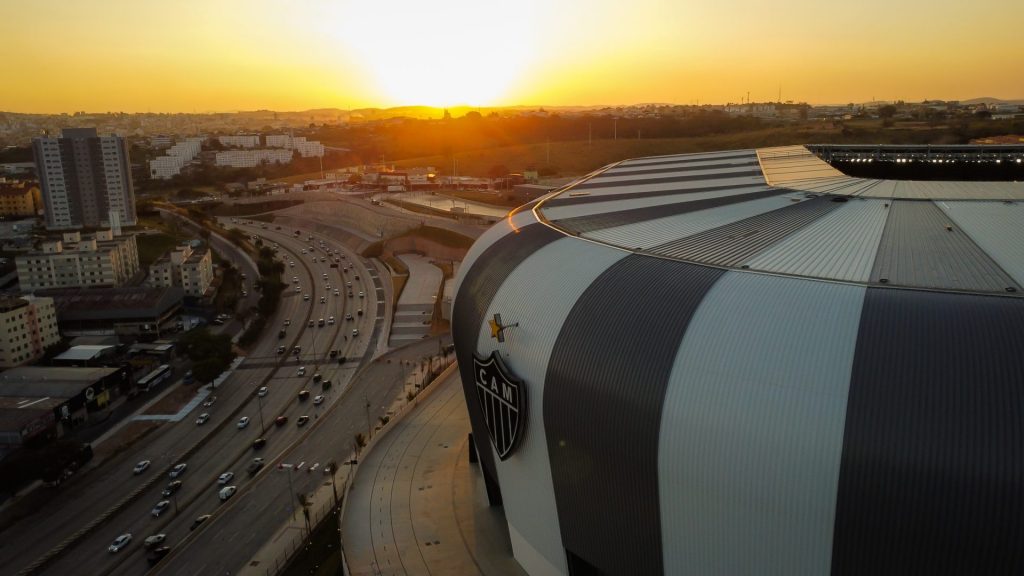Atlético-MG begins new era with historic start at MRV Arena, honoring legacy at Mineirão