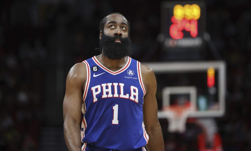 Agente de James Harden revela as ambições do astro para a próxima temporada da NBA