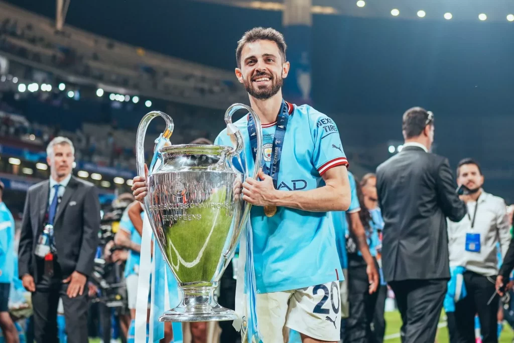 Barcelona procura Bernardo Silva por empréstimo com opção de compra obrigatória
