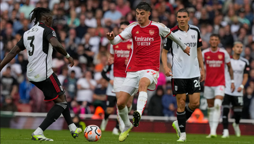 Premier League: O Arsenal empatou em 2 a 2 com o Fulham; perdendo por 0 a 2 aos 4 minutos do segundo tempo, o MU conseguiu se recuperar – 3 a 2