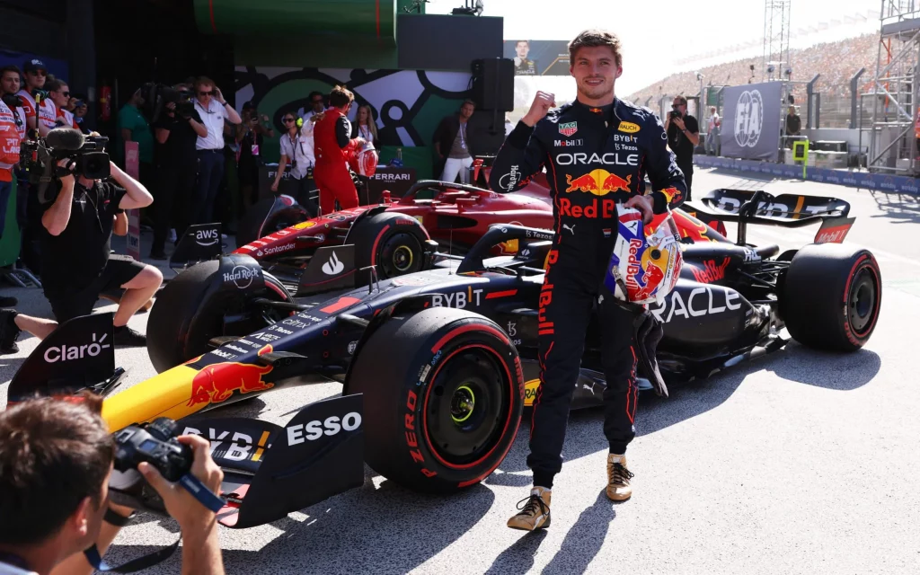 O domínio de Max Verstappen leva a F1 a novos patamares