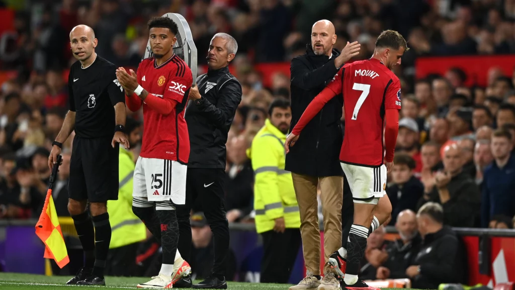 El Manchester United recibe la baja de Mason Mount; se espera que regrese tras el parón internacional