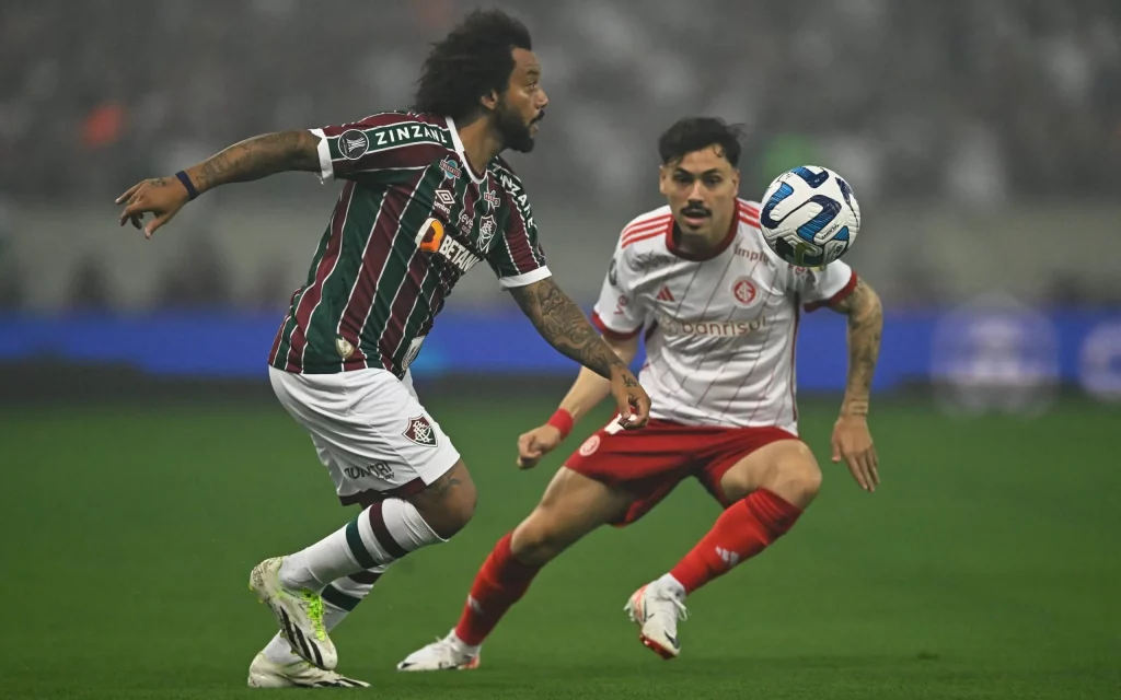 Copa Libertadores semi-final first leg: Fluminense and Internacional in a thrilling encounter