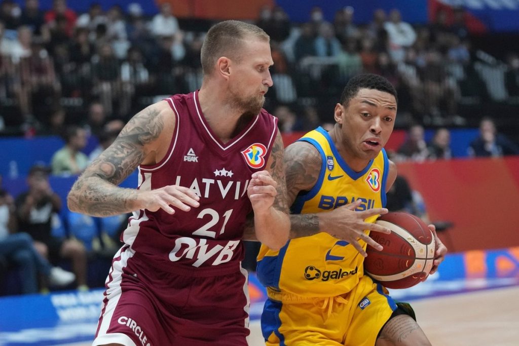 Brazil lost to Latvia and failed to reach the quarterfinals of the FIBA World Cup