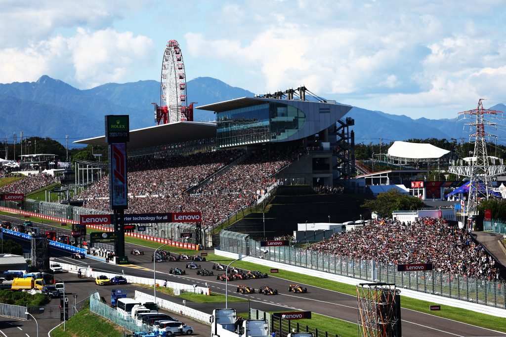 Verstappen triunfa no Grande Prêmio do Japão e garante o título de construtores para a Red Bull