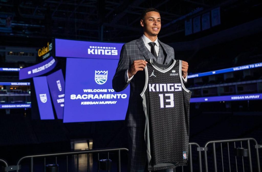 Keegan Murray, do Sacramento Kings, ganha respeito no ranking de atacantes de força da NBA