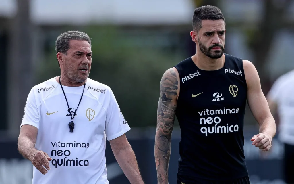 O meio-campista Renato Augusto é dúvida para o Corinthians no clássico decisivo contra o Palmeiras