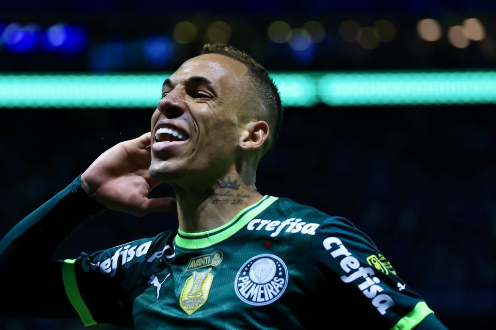 Palmeiras snatched victory in the 96th minute. América-MG and Cuiabá played out a 2-2 draw. Review of the 23rd round of matches in Brazil’s Serie A
