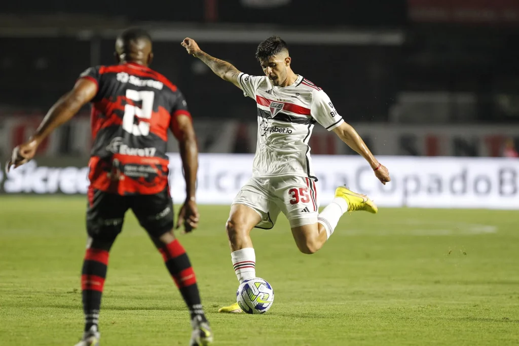 Lucas Beraldo, São Paulo’s rising star, extends contract amid European interest