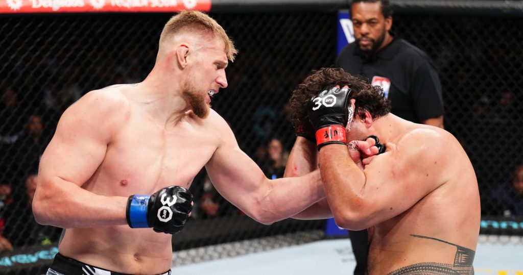 Tai Tuivasa submits to Alexander Volkov, Brazilian Gabriel Miranda knocks Shane Young unconscious in 59 seconds