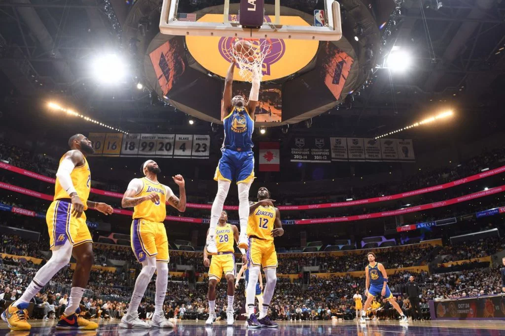 Jonathan Kuminga leads Golden State Warriors to victory over Los Angeles Lakers