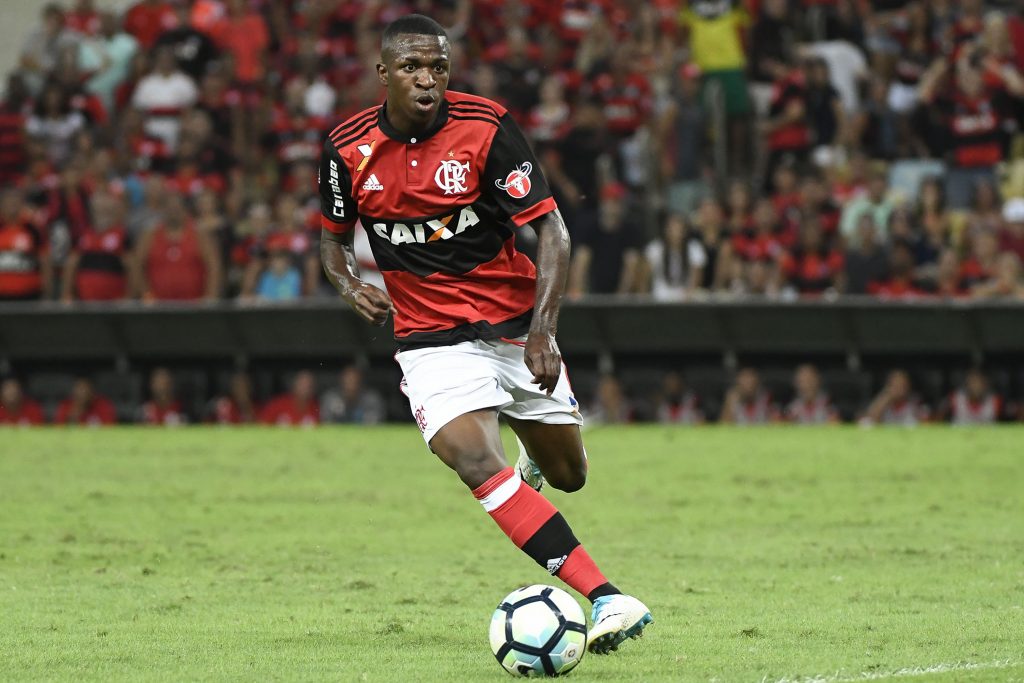 “It’s a promise I made to my father and I intend to keep it”- Vini promises to return to Flamengo