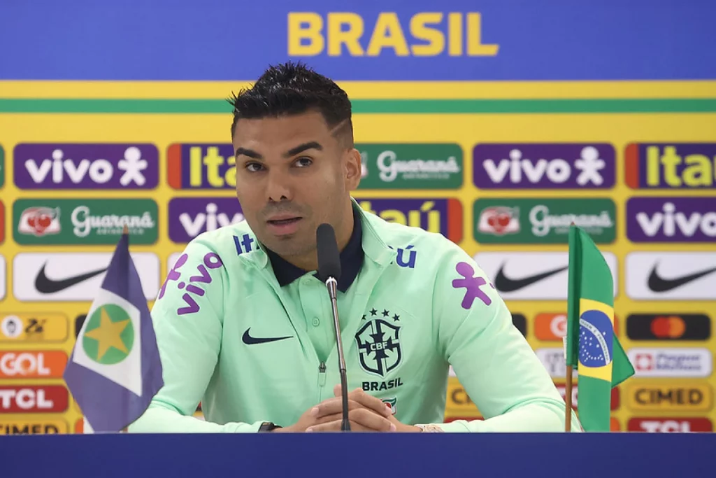 “É uma honra ser um membro sênior deste time”- Casemiro agradece o envolvimento com a Seleção