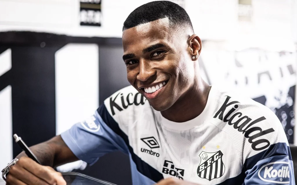 Jean Lucas revela conversa com o técnico do Santos: “Ele me perguntou onde eu queria jogar”