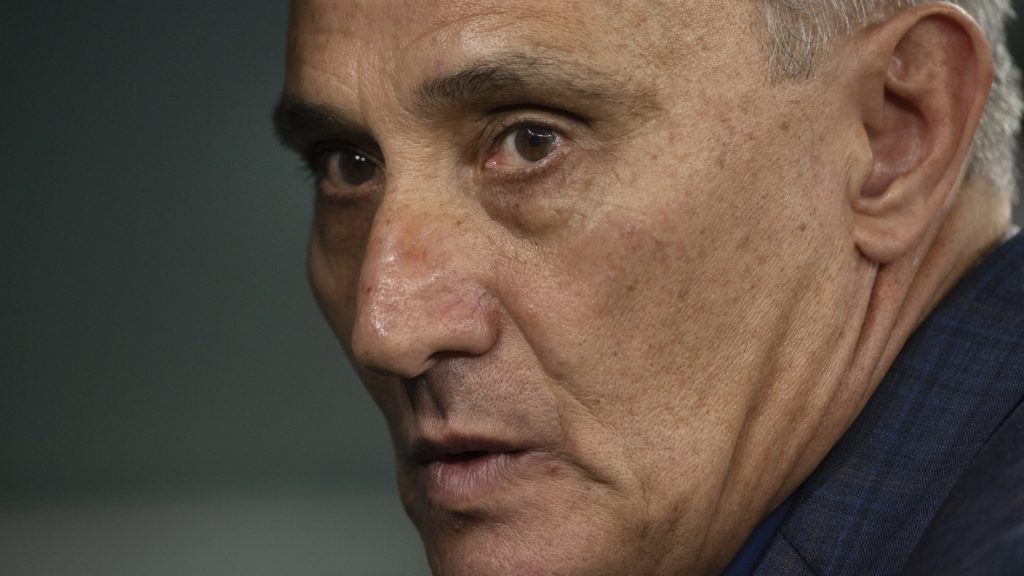 Polémico debate sobre el nombramiento de Tite como entrenador del Flamengo