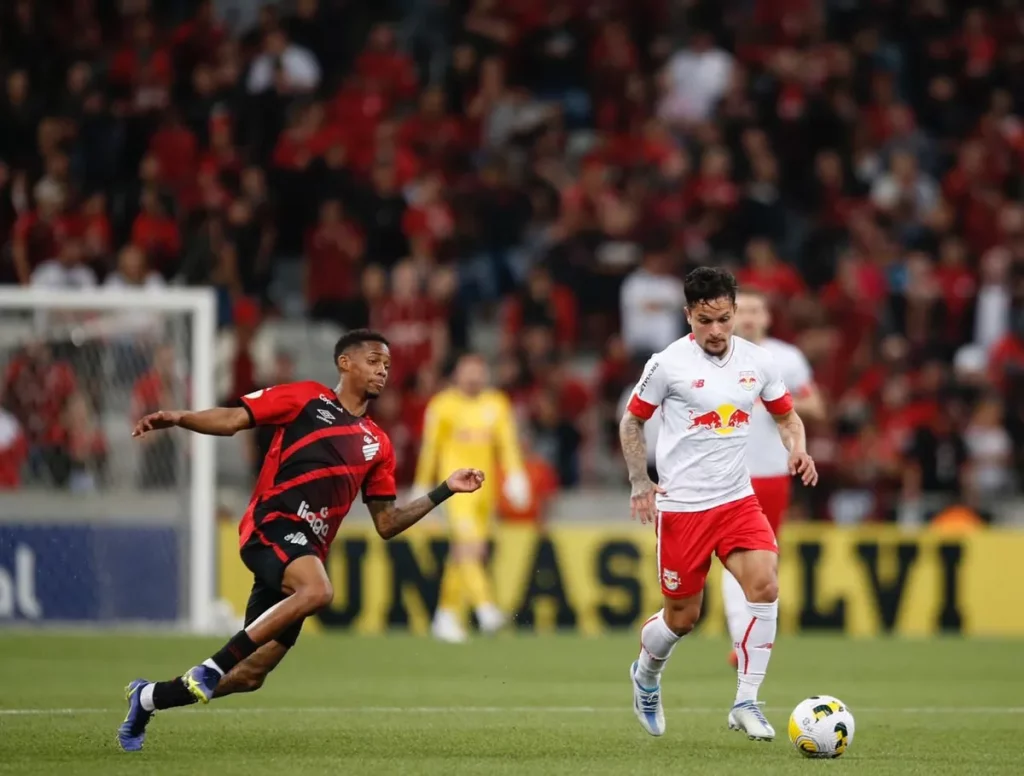 Bragantino pierde puntos, Fortaleza está en zona de Libertadores. Resumen del partido de la 26ª jornada