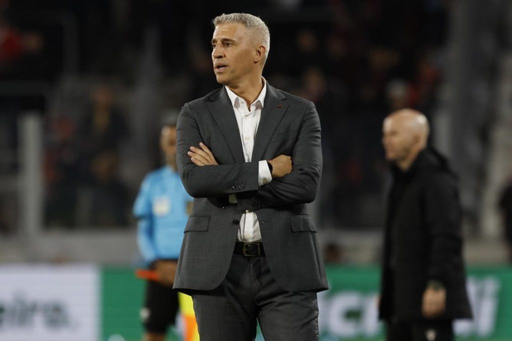 Crespo diz que São Paulo ‘não conseguiu jogar’ e pede ‘pés no chão’