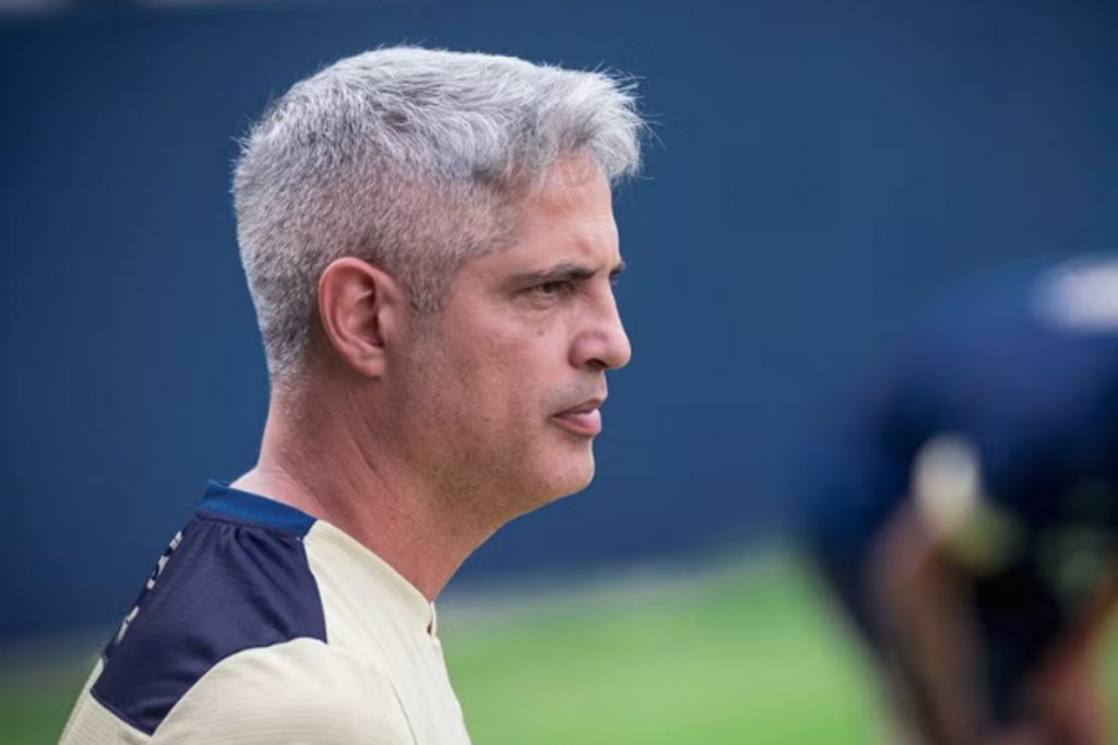 Em última tentativa de evitar o rebaixamento, ABC demite Rodrigo Santana