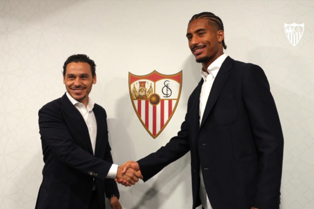 Leverkusen se acerta com Sevilla e encaminha contratação de Badé