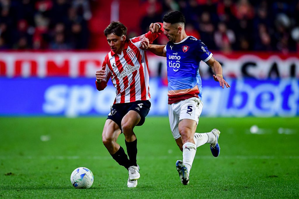 Estudiantes garante placar zerado em casa, elimina o Cerro Porteño e está nas quartas