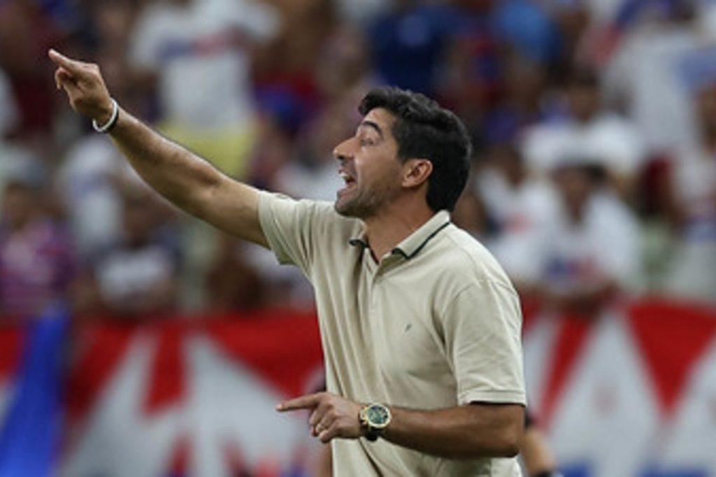 Abel fala em ‘jogo esforçado’ e minimiza série de empates em jogos decisivos