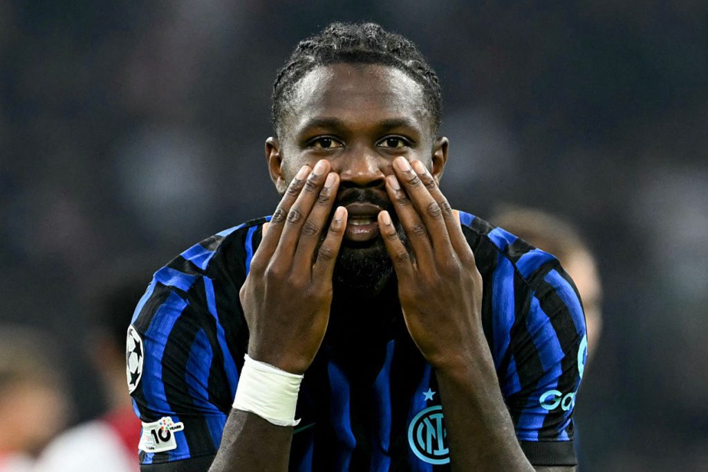 Marcus Thuram derruba o Ajax e Inter estreia com vitória em Amsterdã
