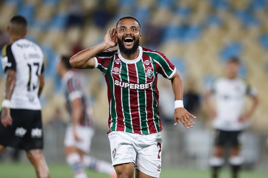 Flu aproveita Atlético apático, vence com tranquilidade e ganha força na luta por Libertadores