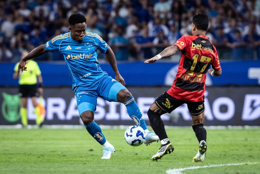 Cruzeiro e Sport ficam no empate em duelo elétrico pelo Brasileirão