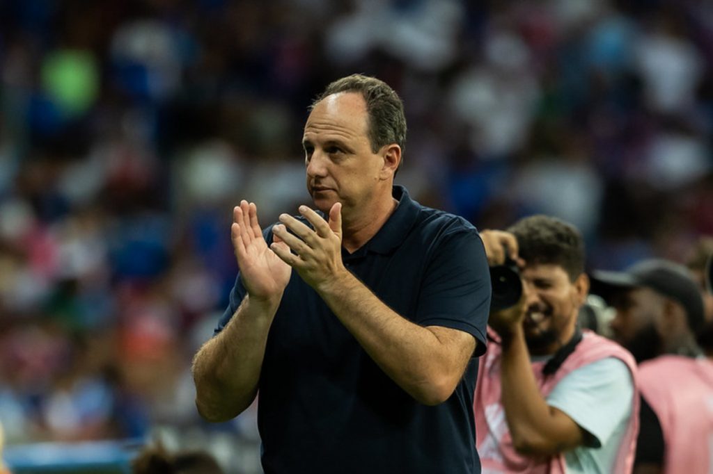 Rogério Ceni quebra segundo tabu contra ex-clubes e encerra jejum do Bahia contra o Flamengo